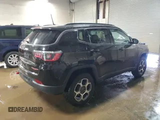 2022 Jeep Compass Trailhawk z VIN 3C4NJDDB5NT148368, wystawiony jako Copart lot #48808755 z przebiegiem 62 060 mil mil oraz Szkoda całkowita • Salvage title. Historia ofert i sprzedaży dostępna na DreamBid. Obrazek 3.
