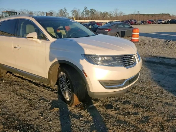 2016 Lincoln MKX Reserve with VIN 2LMTJ6LR7GBL51472, listed as a Copart auction lot 45743615 with 122,259 mi miles and Salvage Title. Bid and sale history available at carsss.com. Image 10.