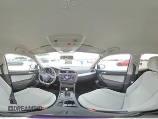 2021 Volkswagen Tiguan S z VIN 3VV1B7AX9MM012624, wystawiony jako Copart lot #55589435 z przebiegiem 61 343 mil mil oraz Szkoda całkowita • Salvage title. Historia ofert i sprzedaży dostępna na DreamBid. Obrazek 15.