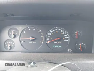 2001 Jeep Grand Cherokee Laredo с VIN 1J4GX48S91C516553, выставлен на аукционе IAAI как лот 42270834 с пробегом 249 038 миль миль и . История ставок и продаж доступна на DreamBid. Изображение 7.