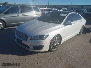 2018 Lincoln MKZ Reserve with VIN 3LN6L5E93JR621168, listed as a IAAI auction lot 41064871 with 61,945 mi miles. Bid and sale history available at carsss.com. Image 2.