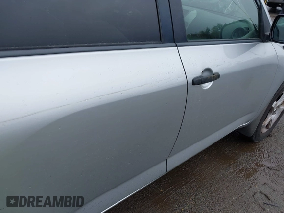 2008 Toyota RAV4 with VIN JTMBD33V985174122, listed as a IAAI auction lot 42050652 with 131,616 mi miles. Bid and sale history available at carsss.com. Image 15.