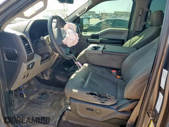 2019 Ford F-150 XL with VIN 1FTEW1C52KKD48598, listed as a Copart auction lot 52421275 with 224,682 mi miles and Salvage Title. Bid and sale history available at DreamBid. Image 7.