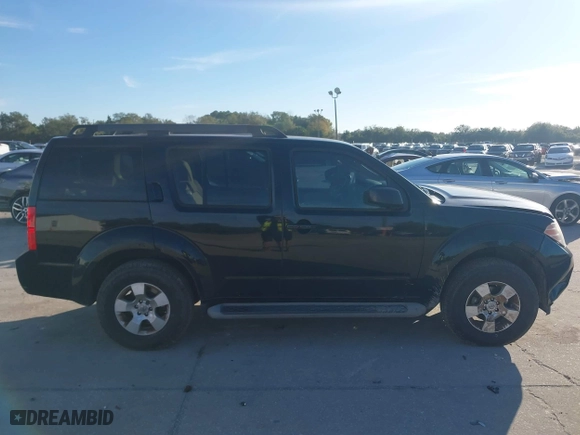 2012 Nissan Pathfinder SV with VIN 5N1AR1NN3CC620795, listed as a IAAI auction lot 41195522 with 120,930 mi miles. Bid and sale history available at carsss.com. Image 13.