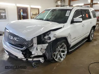 2017 GMC Yukon Denali with VIN 1GKS2CKJ0HR217831, listed as a Copart auction lot 48030555 with 163,050 mi miles and Salvage Title. Bid and sale history available at carsss.com. Image 1.