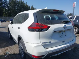 2018 Nissan Rogue SV with VIN KNMAT2MT1JP592478, listed as a IAAI auction lot 42023291 with 27,406 mi miles. Bid and sale history available at carsss.com. Image 3.