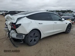 2022 Tesla Model 3 Long Range with VIN 5YJ3E1EB2NF201275, listed as a Copart auction lot 88024985 with 43,540 mi miles and Salvage Title. Bid and sale history available at DreamBid. Image 3.