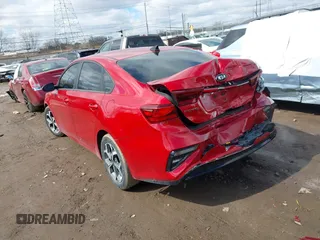 2021 Kia Forte LXS z VIN 3KPF24AD6ME324595, wystawiony jako IAAI lot #41743563 z przebiegiem 54 597 mil mil oraz . Historia ofert i sprzedaży dostępna na DreamBid. Obrazek 3.