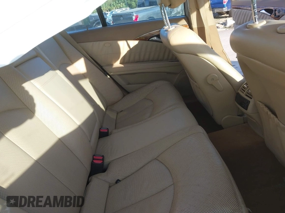 2009 Mercedes-Benz E 550 with VIN WDBUF90X09B440074, listed as a IAAI auction lot 41501459 with 142,489 mi miles and . Bid and sale history available at carsss.com. Image 8.