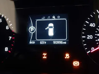 2018 Kia Sorento LX with VIN 5XYPGDA34JG360880, listed as a IAAI auction lot 41891431 with 90,996 mi miles. Bid and sale history available at carsss.com. Image 15.