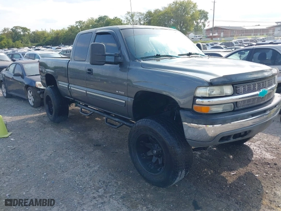 2001 Chevrolet Silverado 1500 LT with VIN 1GCEK19T91Z248375, listed as a IAAI auction lot 40061304 with 1 mi miles. Bid and sale history available at carsss.com. Image 1.
