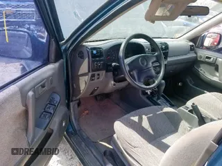 1999 Isuzu Rodeo S с VIN 4S2CK58W6X4366887, выставлен на аукционе Copart как лот 47527309 с пробегом 177 199 миль миль и Списание • Salvage title. История ставок и продаж доступна на DreamBid. Изображение 9.