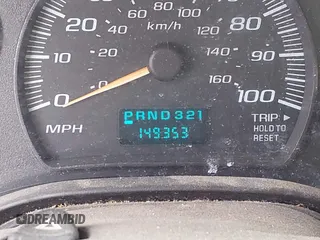 2007 Chevrolet Express Cargo Van with VIN 1GCGG25V571100352, listed as a IAAI auction lot 42144766 with 149,353 mi miles. Bid and sale history available at carsss.com. Image 7.