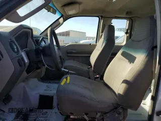 2008 Ford F-350 XL with VIN 1FTWX31R58ED57984, listed as a Copart auction lot 43121415 with 182,945 mi miles and Salvage Title. Bid and sale history available at DreamBid. Image 7.