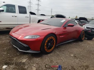 2020 Aston Martin Vantage z VIN SCFSMGAW8LGN03717, wystawiony jako Copart lot #69625684 z przebiegiem 26 594 mil mil oraz Szkoda całkowita • Salvage title. Historia ofert i sprzedaży dostępna na DreamBid. Obrazek 1.