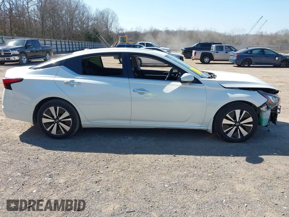 2019 Nissan Altima 2.5 SV with VIN 1N4BL4DV0KC116402, listed as a IAAI auction lot 41772384 with 80,240 mi miles. Bid and sale history available at carsss.com. Image 13.