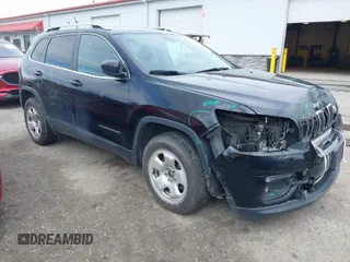 2019 Jeep Cherokee Latitude with VIN 1C4PJMCX9KD255382, listed as a IAAI auction lot 41903951 with 139,741 mi miles. Bid and sale history available at carsss.com. Image 1.