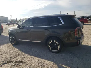 2024 Kia Telluride EX X-Line with VIN 5XYP3DGC4RG452246, listed as a Copart auction lot 50461355 with 16,229 mi miles and Salvage title. Bid and sale history available at DreamBid. Image 2.