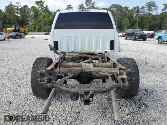 2000 GMC Sierra 1500 SLE with VIN 1GTEK19T6YZ288911, listed as a Copart auction lot 53538215 with 211,341 mi miles and Salvage Title. Bid and sale history available at DreamBid. Image 6.