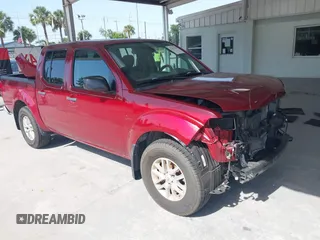 2019 Nissan Frontier SV z VIN 1N6DD0ER3KN768040, wystawiony jako IAAI lot #42267524 z przebiegiem 49 700 mil mil oraz . Historia ofert i sprzedaży dostępna na DreamBid. Obrazek 1.