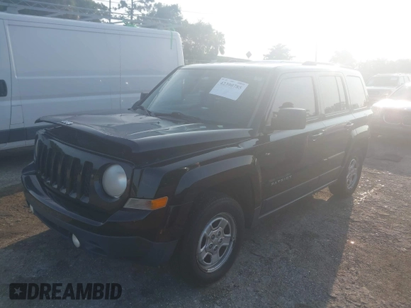 2014 Jeep Patriot Sport with VIN 1C4NJPBA3ED720412, listed as a IAAI auction lot 42390785 with 215,446 mi miles and . Bid and sale history available at DreamBid. Image 17.