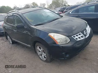 2011 Nissan Rogue SV with VIN JN8AS5MT3BW188632, listed as a IAAI auction lot 41934956 with 182,678 mi miles. Bid and sale history available at carsss.com. Image 1.