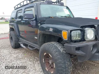 2007 Hummer H3 SUV z VIN 5GTDN13EX78256179, wystawiony jako IAAI lot #42444165 z przebiegiem 182 584 mil mil oraz . Historia ofert i sprzedaży dostępna na DreamBid. Obrazek 6.
