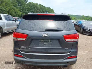 2017 Kia Sorento LX with VIN 5XYPG4A56HG230935, listed as a IAAI auction lot 42593196 with 127,425 mi miles and . Bid and sale history available at DreamBid. Image 16.