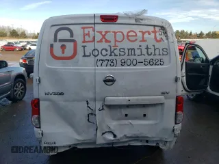 2021 Nissan NV200 SV z VIN 3N6CM0KN0MK691262, wystawiony jako Copart lot #83807244 z przebiegiem Nie podano mil oraz Szkoda całkowita • Salvage title. Historia ofert i sprzedaży dostępna na DreamBid. Obrazek 6.