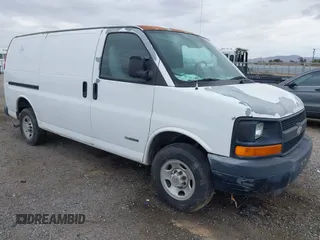 2004 Chevrolet Express Cargo Van with VIN 1GCGG25U241237297, listed as a IAAI auction lot 41664015 with 1 mi miles. Bid and sale history available at carsss.com. Image 1.