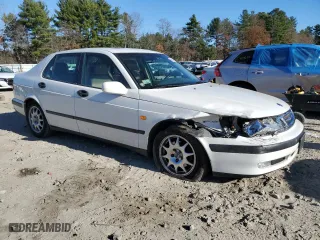2000 Saab 9-5 with VIN YS3ED48E9Y3054448, listed as a Copart auction lot 80613474 with 146,821 mi miles and Clean Title. Bid and sale history available at carsss.com. Image 4.