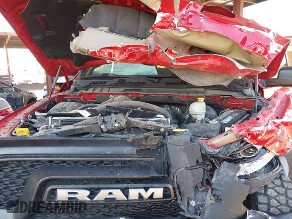 2016 Ram 1500 Rebel z VIN 1C6RR7YT3GS175255, wystawiony jako IAAI lot #42085582 z przebiegiem 67 971 mil mil oraz . Historia ofert i sprzedaży dostępna na DreamBid. Obrazek 10.