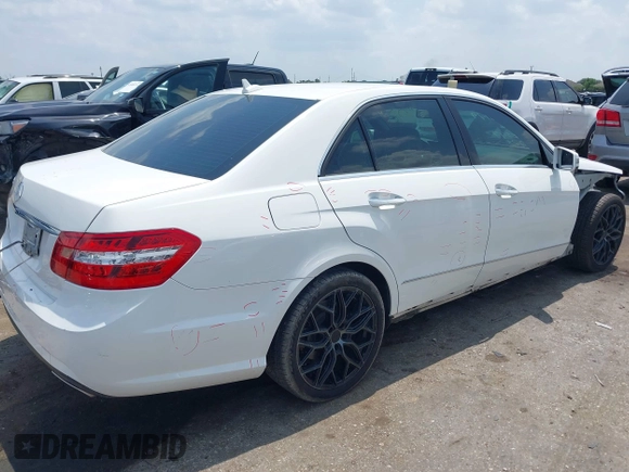 2013 Mercedes-Benz E 350 Luxury with VIN WDDHF5KB2DA742547, listed as a IAAI auction lot 42442044 with 167,240 mi miles and . Bid and sale history available at DreamBid. Image 4.