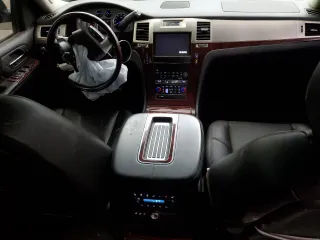 2013 Cadillac Escalade Luxury with VIN 1GYS4BEF6DR169621, listed as a Copart auction lot 56385194 with 139,526 mi miles and Clean Title. Bid and sale history available at carsss.com. Image 8.