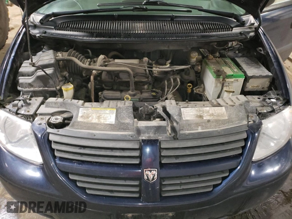 2006 Dodge Grand Caravan SE с VIN 1D4GP24E26B673545, выставлен на аукционе Copart как лот 56899775 с пробегом 77 687 миль миль и Списание • Salvage title. История ставок и продаж доступна на DreamBid. Изображение 12.