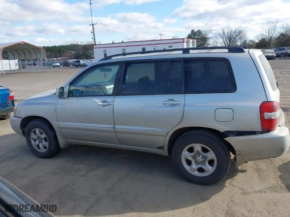 2005 Toyota Highlander with VIN JTEGD21A250116874, listed as a IAAI auction lot 41686152 with 240,957 mi miles. Bid and sale history available at carsss.com. Image 14.