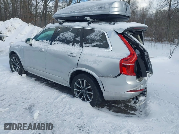 2016 Volvo XC90 T6 Momentum with VIN YV4A22PK0G1077616, listed as a IAAI auction lot 41593610 with 117,782 mi miles. Bid and sale history available at carsss.com. Image 3.