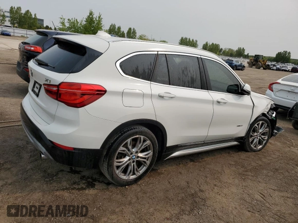 2016 BMW X1 xDrive28i z VIN WBXHT3C38G5F66931, wystawiony jako Copart lot #56720455 z przebiegiem 118 134 mil mil oraz Szkoda całkowita • Salvage title. Historia ofert i sprzedaży dostępna na DreamBid. Obrazek 3.
