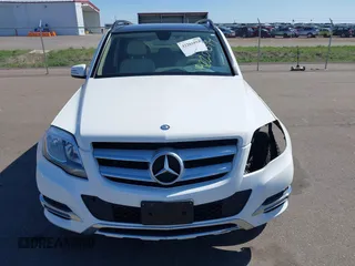 2015 Mercedes-Benz GLK 350 z VIN WDCGG8JBXFG374943, wystawiony jako IAAI lot #42201894 z przebiegiem 114 804 mil mil oraz . Historia ofert i sprzedaży dostępna na DreamBid. Obrazek 12.