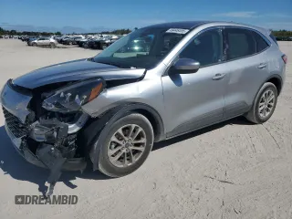 2021 Ford Escape SE z VIN 1FMCU0G61MUA94654, wystawiony jako Copart lot #49446455 z przebiegiem 15 811 mil mil oraz Nie do naprawy • Non repairable. Historia ofert i sprzedaży dostępna na DreamBid. Obrazek 1.