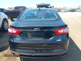 2016 Ford Fusion SE with VIN 1FA6P0HD7G5105280, listed as a IAAI auction lot 42171079 with 142,391 mi miles and . Bid and sale history available at carsss.com. Image 16.