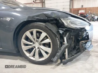 2016 Tesla Model S 90D with VIN 5YJSA1E22GF124109, listed as a IAAI auction lot 42487466 with 83,593 mi miles and . Bid and sale history available at DreamBid. Image 6.