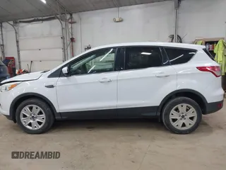 2016 Ford Escape SE с VIN 1FMCU9GX9GUC61831, выставлен на аукционе IAAI как лот 42237521 с пробегом 112 627 миль миль и . История ставок и продаж доступна на DreamBid. Изображение 14.