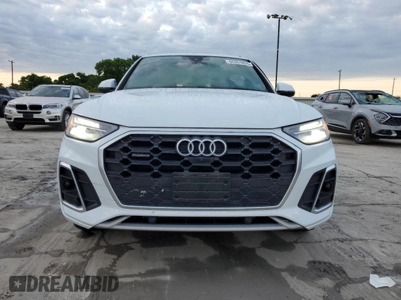 2023 Audi Q5 S line Premium Plus z VIN WA1EAAFY4P2035574, wystawiony jako Copart lot #55351055 z przebiegiem 19 777 mil mil oraz Szkoda całkowita • Salvage title. Historia ofert i sprzedaży dostępna na DreamBid. Obrazek 5.