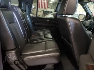 2007 Ford Expedition Max Limited z VIN 1FMFK20517LA13579, wystawiony jako Copart lot #48687555 z przebiegiem 141 045 mil mil oraz Czysty tytuł • Clean title. Historia ofert i sprzedaży dostępna na DreamBid. Obrazek 11.