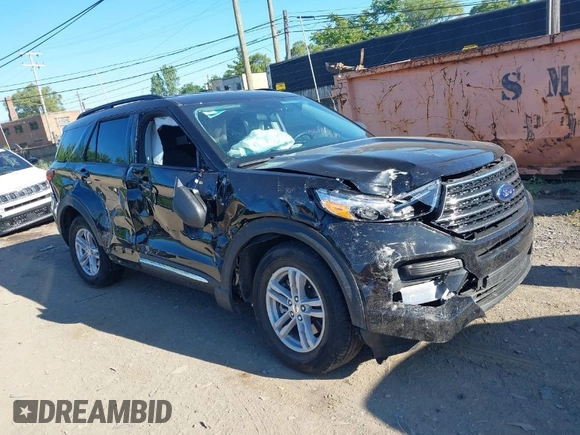 2024 Ford Explorer XLT with VIN 1FMSK8DH4RGA59229, listed as a IAAI auction lot 39626430 with 2,991 mi miles. Bid and sale history available at carsss.com. Image 1.