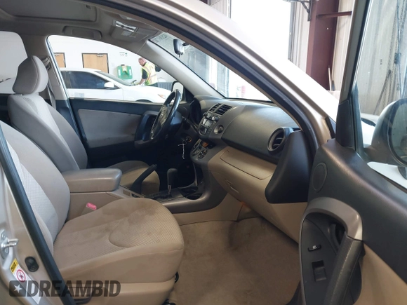 2007 Toyota RAV4 Limited with VIN JTMBK31V376020183, listed as a IAAI auction lot 42336174 with 193,837 mi miles and . Bid and sale history available at DreamBid. Image 5.