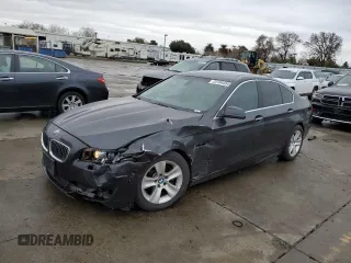 2011 BMW 5 Series 528i with VIN WBAFR1C50BDS35259, listed as a Copart auction lot 85104454 with 268,893 mi miles and Salvage Title. Bid and sale history available at carsss.com. Image 1.
