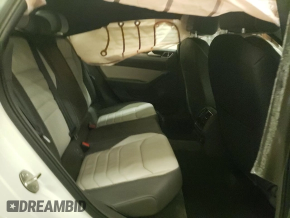 2019 Volkswagen Arteon SEL Premium R-Line z VIN WVWTR7AN6KE000595, wystawiony jako Copart lot #69872782 z przebiegiem 29 344 mil mil oraz . Historia ofert i sprzedaży dostępna na DreamBid. Obrazek 10.