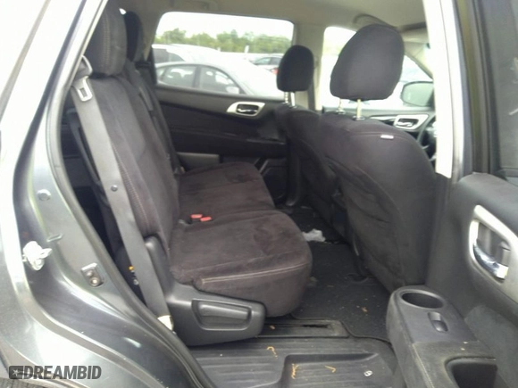 2013 Nissan Pathfinder SL with VIN 5N1AR2MN4DC688113, listed as a IAAI auction lot 41902410 with 125,040 mi miles. Bid and sale history available at carsss.com. Image 8.